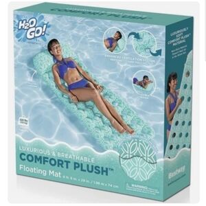 NEW! H2O Go! Comfort Plush Floating Mat - Blue